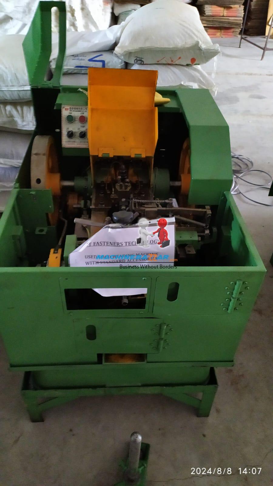 M3 X 20 TAIWAN 1 die 2 blow cold header machine 